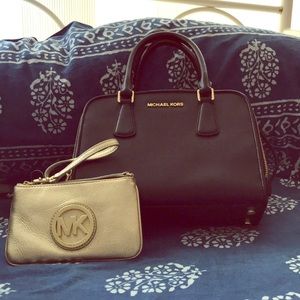 Michael Kors Reese Satchel & Wristlet